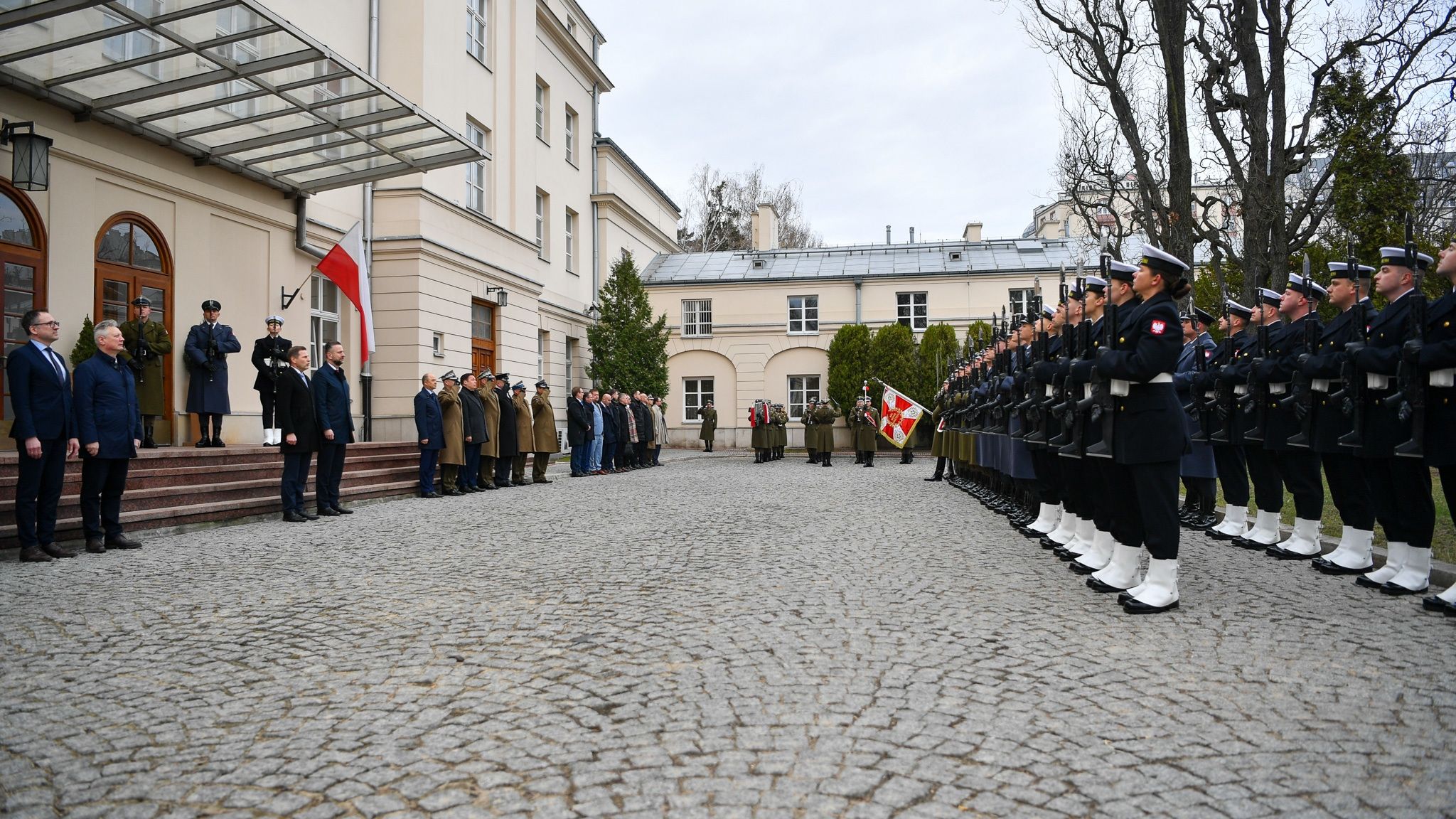 Hexest Materialsi esindajad külastasid 27.03.26 ametliku kaitseministeeriumi delegatsiooni liikmentena Poola kaitseministeeriumi ning Poola kaitsetööstuse ettev